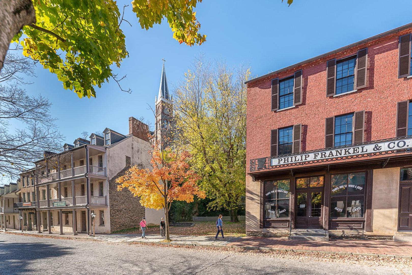 La Soledad Lavender Farm And Guesthouse Harpers Ferry Exterior photo